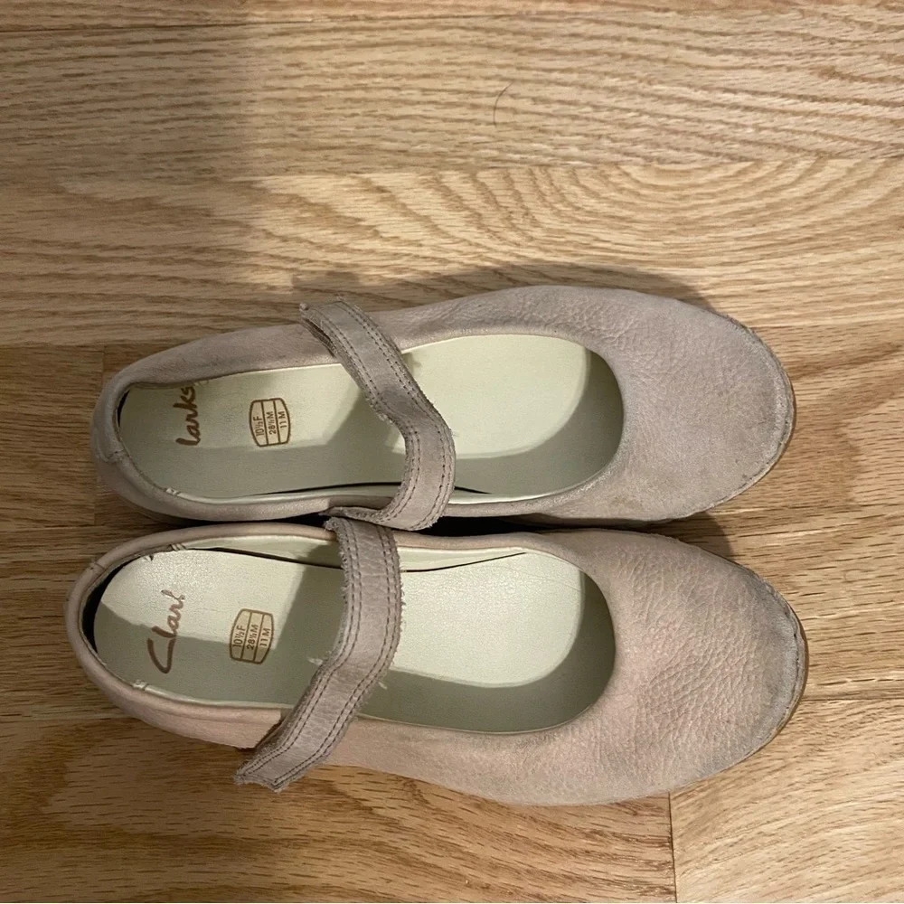 Clarks Leather Mary Jane Flats 10.5 Kids Girls Shoes